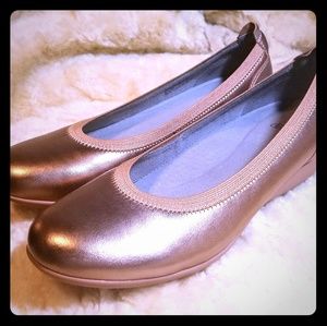 dansko kristen flats